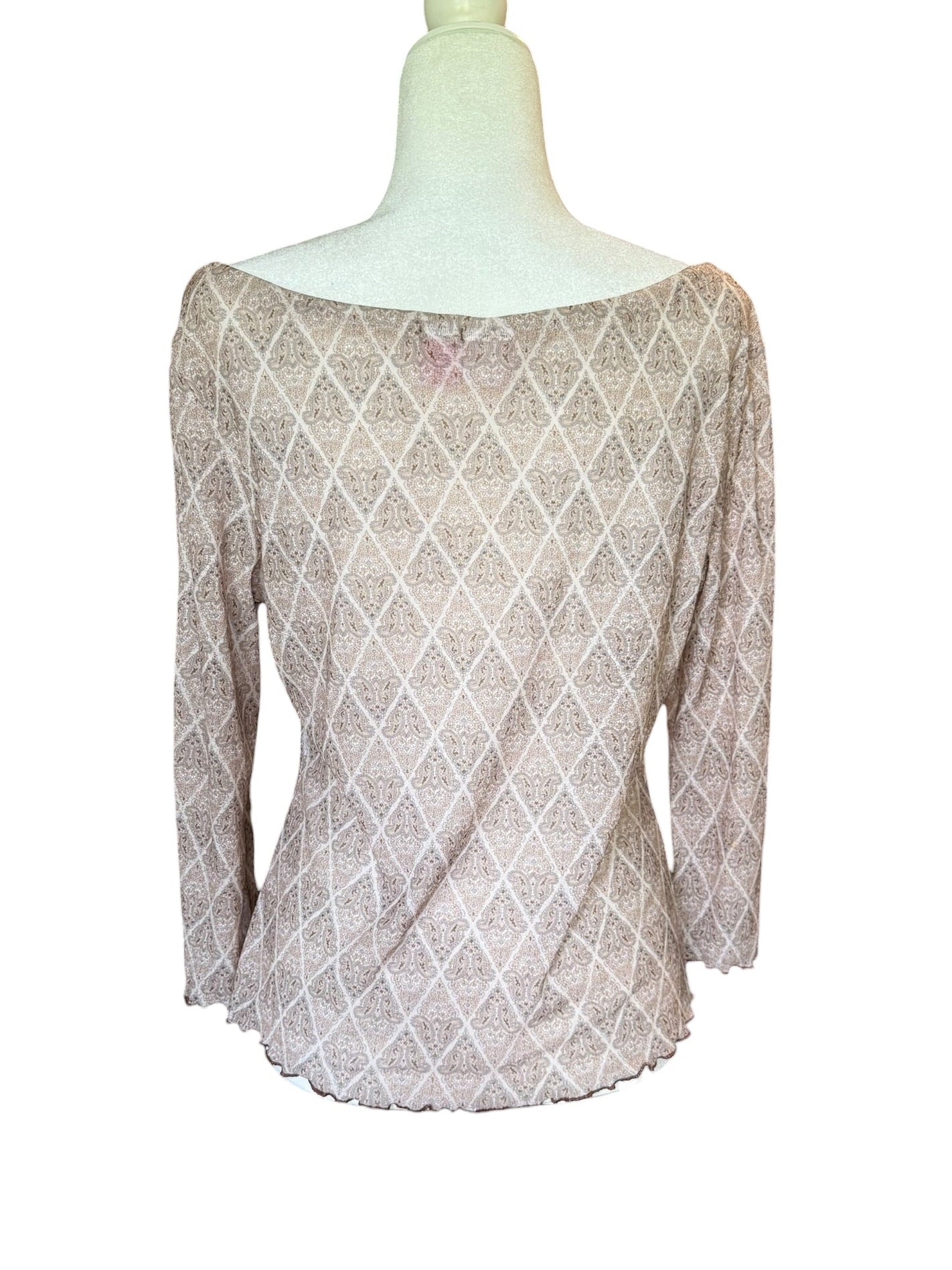 Mesh patterned 3/4 sleeve top (Large)