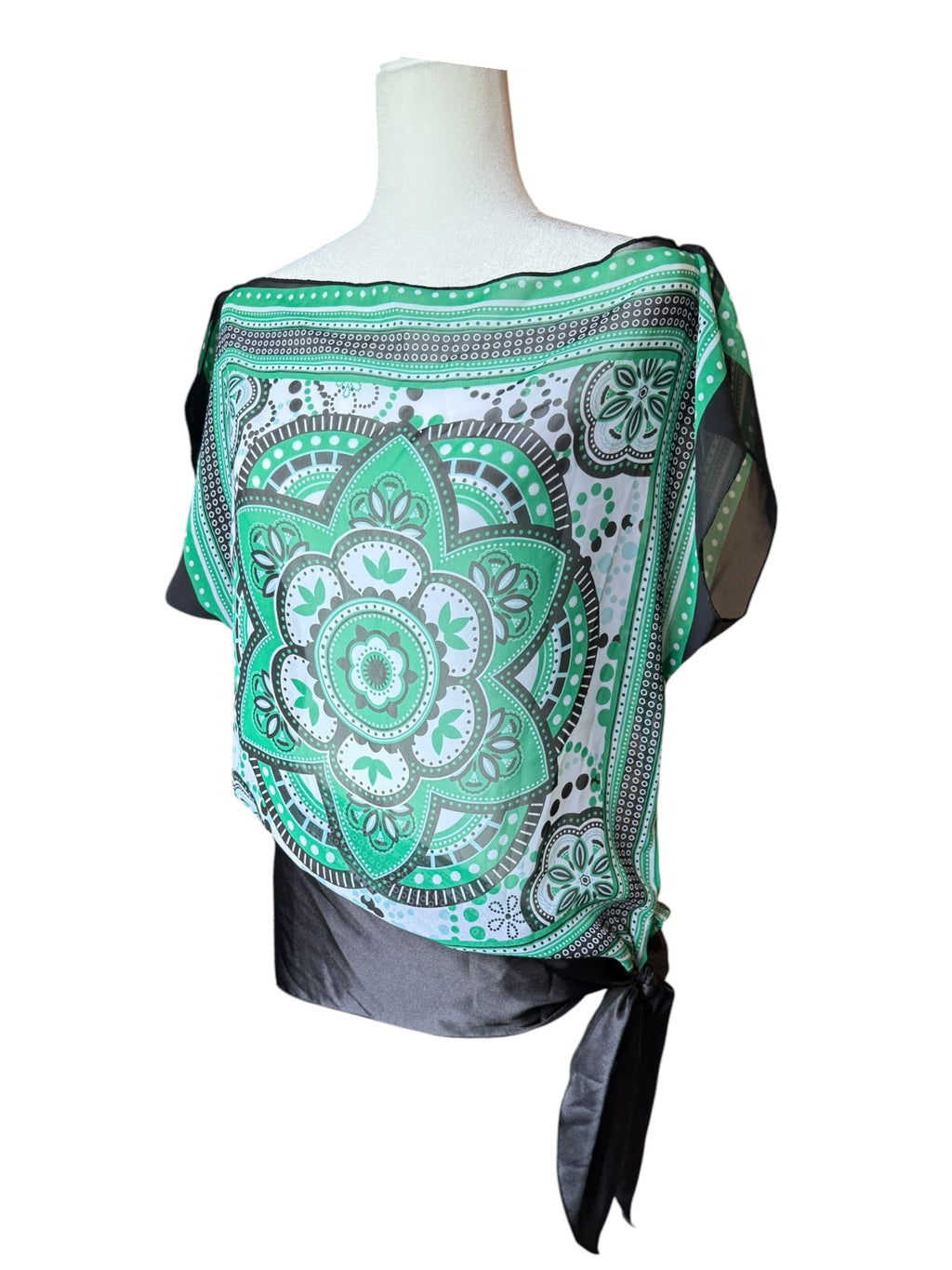 Satin top with a bandana-style mandala print (XL)